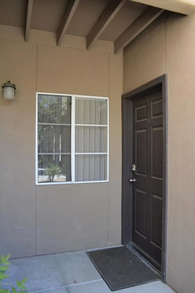 9450 E Becker Ln Scottsdale, AZ 85260 photo 2