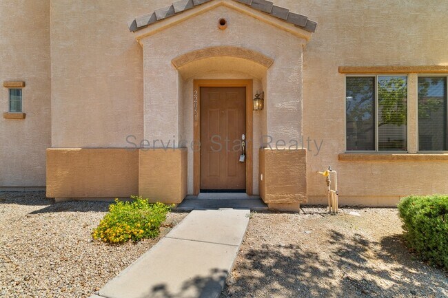 22051 N 30th Dr Phoenix, AZ 85027 photo 2