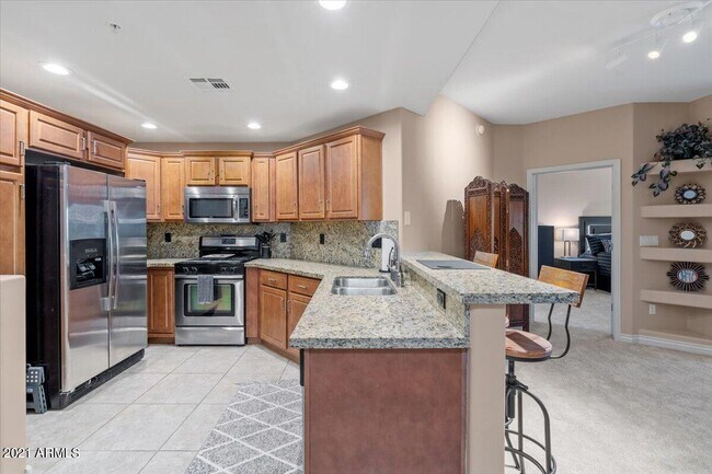 5350 E Deer Valley Dr Phoenix, AZ 85054 photo 5