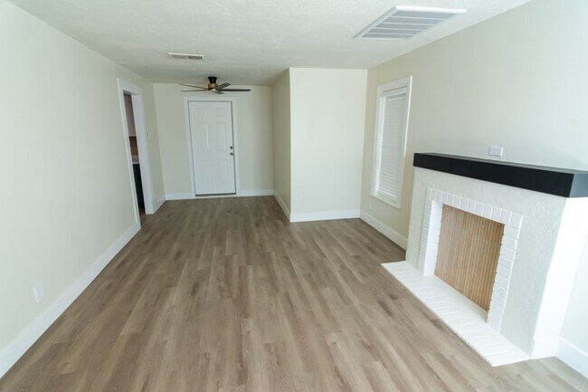 590 W Central Ave Coolidge, AZ 85128 photo 3