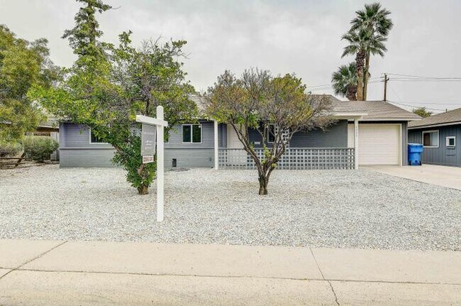 4809 N 31st St Phoenix, AZ 85016 photo 2