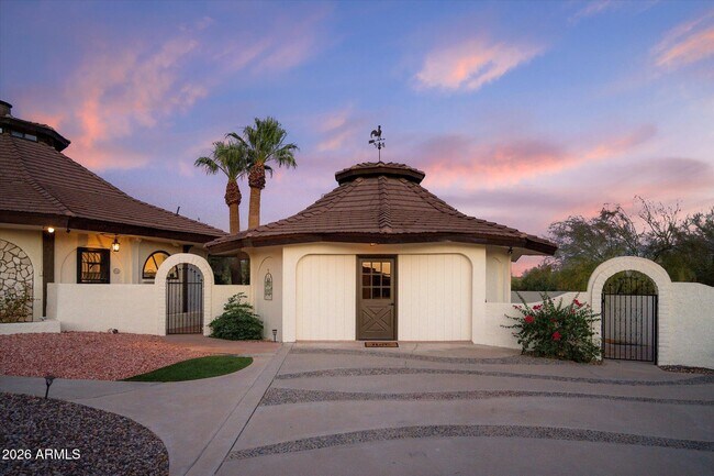 31220 N 70th St Scottsdale, AZ 85266 photo 3