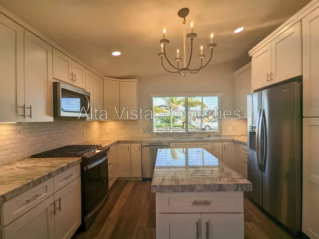 965 Beverly Ave Imperial Beach, CA 91932 photo 2