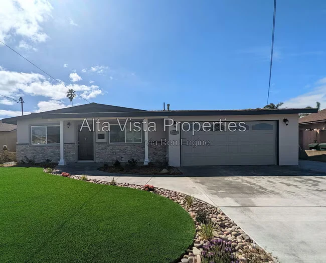 965 Beverly Ave Imperial Beach, CA 91932