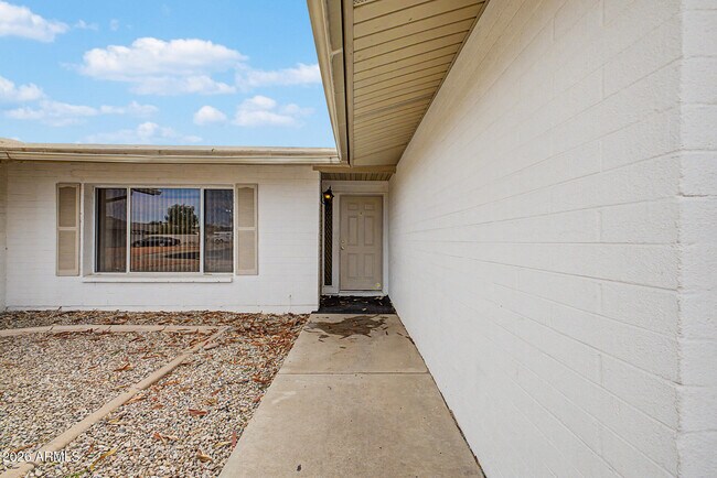 4401 S Rita Ln Tempe, AZ 85282 photo 5