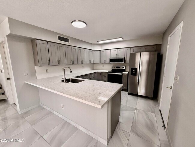 4548 E Shomi St photo 5