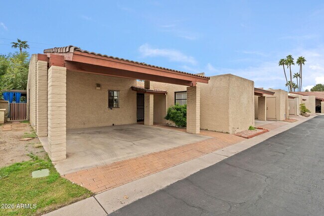 7840 N 7th St Phoenix, AZ 85020 photo 4
