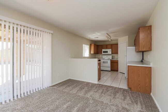 12921 N 127th Ln El Mirage, AZ 85335 photo 4