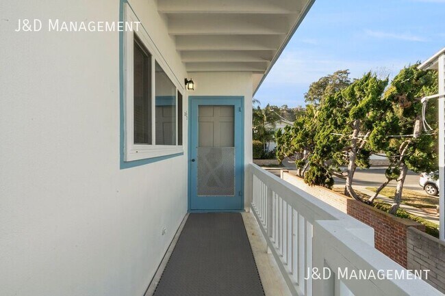 321.5 San Elijo St San Diego, CA 92106 photo 2