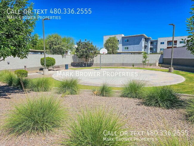 7358 W Phelps Rd Glendale, AZ 85382 photo 3
