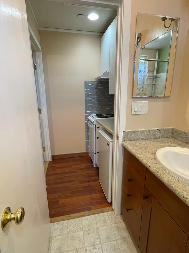 1757 Nash Dr San Mateo, CA 94401 photo 5