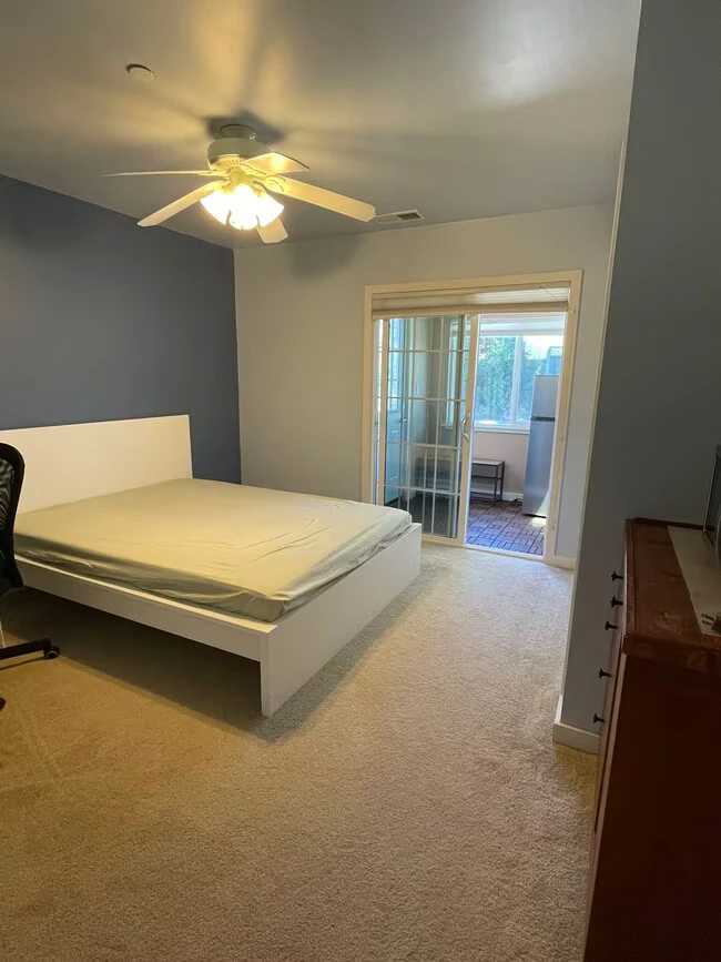 1757 Nash Dr San Mateo, CA 94401 photo 2