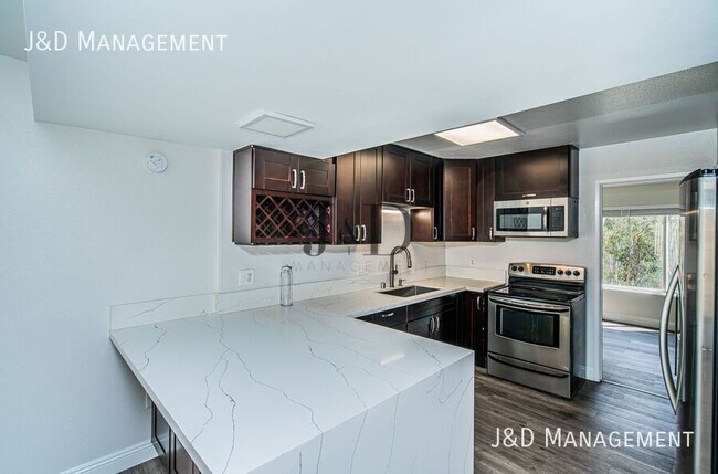10611 Caminito Basswood San Diego, CA 92131