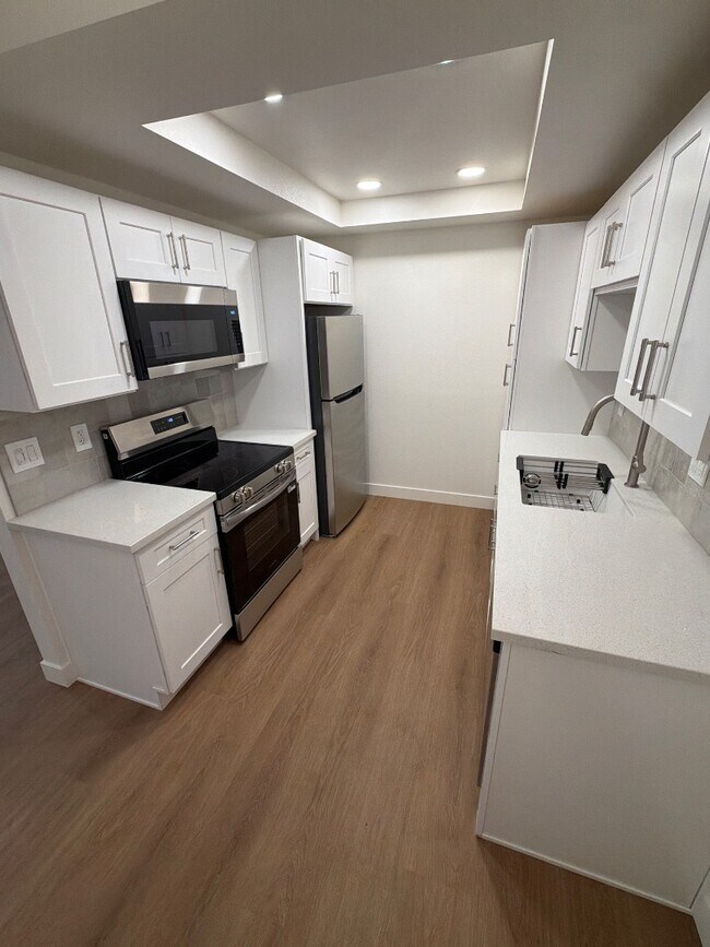 10206 Black Mountain Rd San Diego, CA 92126