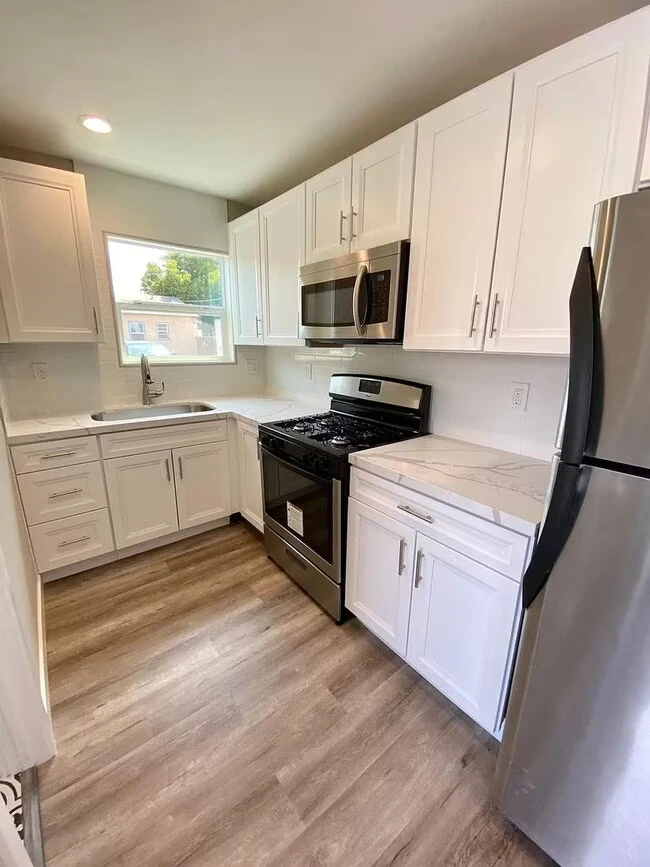 4829 35th St San Diego, CA 92116 photo 4