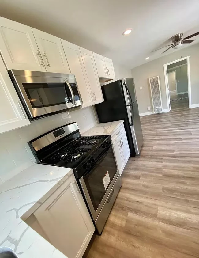 4829 35th St San Diego, CA 92116 photo 5