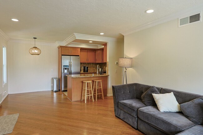 3157 Evening Way San Diego, CA 92037 photo 5