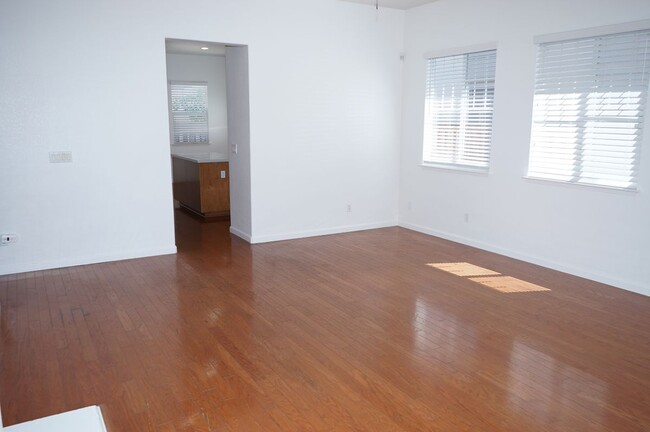 467 E Legacy Dr Mountain House, CA 95391 photo 5