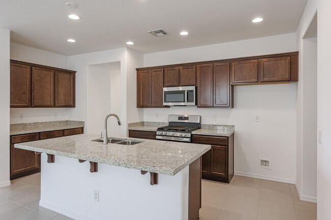 5414 W Rainwater Dr Phoenix, AZ 85339 photo 5