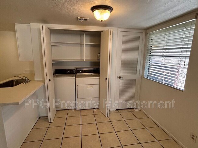 1730 W Emelita Ave Mesa, AZ 85202 photo 4