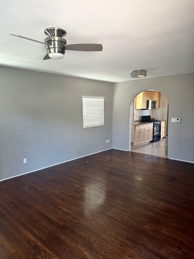 6965-6967 Mohawk St San Diego, CA 92115 photo 2