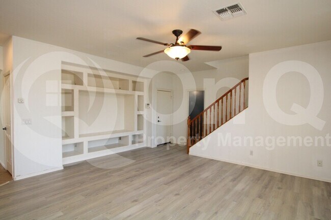 15257 W Jackson St Goodyear, AZ 85338 photo 4