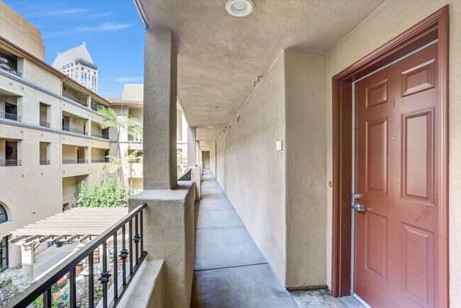 301 W G St San Diego, CA 92101 photo 5