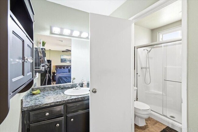 329 Calle Adela San Marcos, CA 92069 photo 5