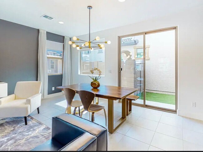 4214 S 58th Ln Phoenix, AZ 85043 photo 4