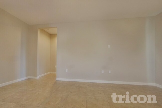 30033 W Cheery Lynn Rd Buckeye, AZ 85396 photo 2