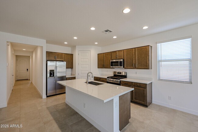 26096 N 170th Ave Surprise, AZ 85387 photo 2