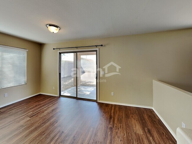 25788 W Nancy Ln Buckeye, AZ 85326 photo 4