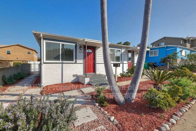 6822 Glidden St San Diego, CA 92111 photo 4