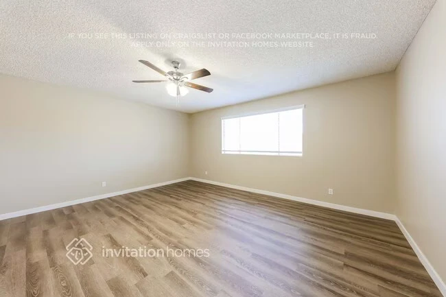 3620 W Shangri-la Rd Phoenix, AZ 85029 photo 3