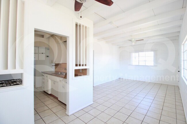 709 W 1st St Mesa, AZ 85201 photo 4