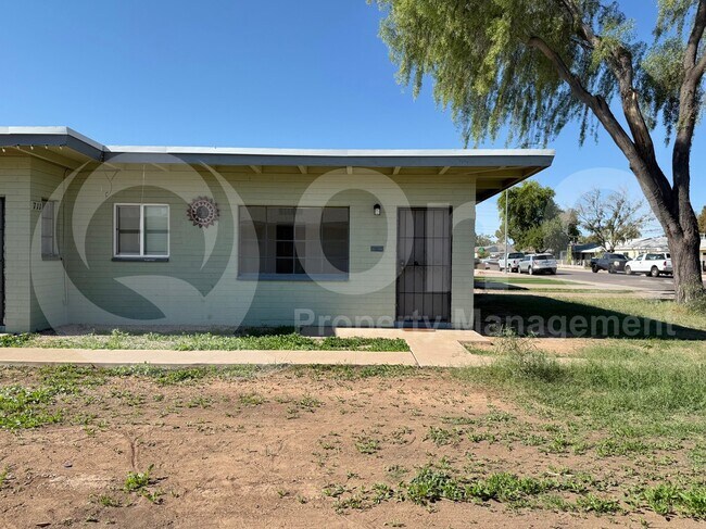 709 W 1st St Mesa, AZ 85201 photo 3