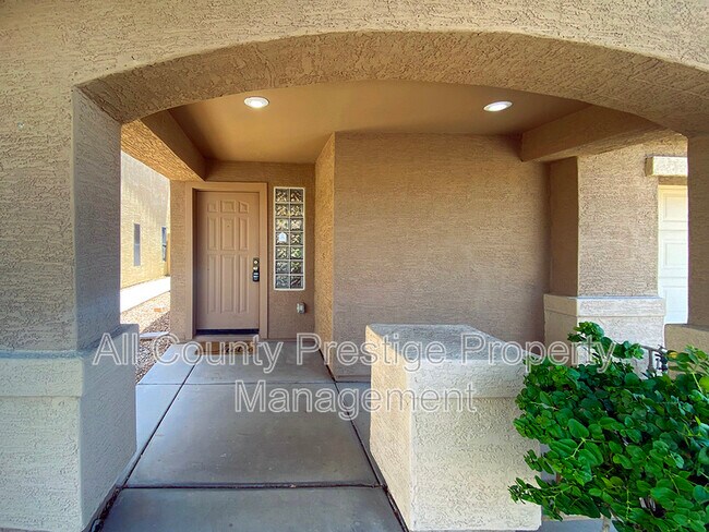 12859 W Monte Vista Rd Avondale, AZ 85392 photo 5
