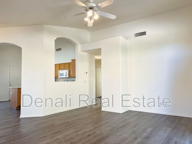 1216 W Breckenridge Ave Gilbert, AZ 85233 photo 4