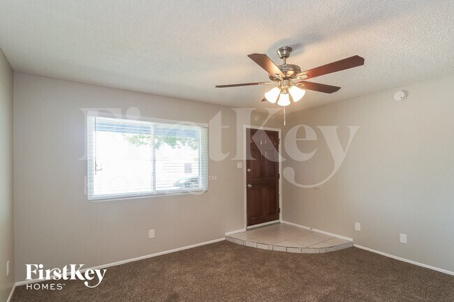 2604 E Boston St Mesa, AZ 85213 photo 2