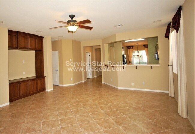 4223 W Samantha Way Phoenix, AZ 85339 photo 2