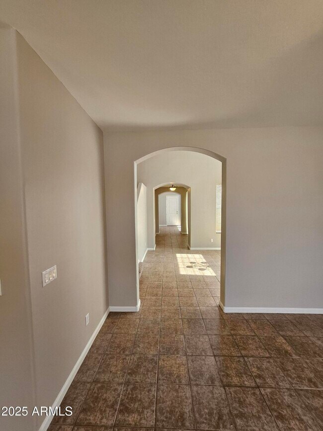 2065 E Hulet Dr Chandler, AZ 85225 photo 3
