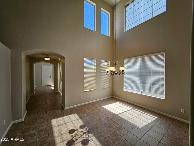 2065 E Hulet Dr Chandler, AZ 85225 photo 4