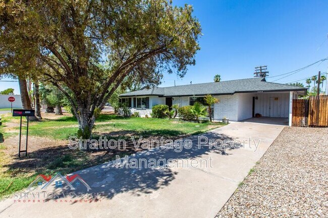 1606 E Sierra Vista Dr Phoenix, AZ 85016 photo 3