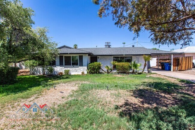 1606 E Sierra Vista Dr Phoenix, AZ 85016 photo 4