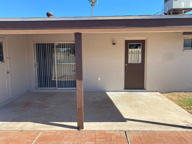 3326 S Country Club Way Tempe, AZ 85282 photo 3
