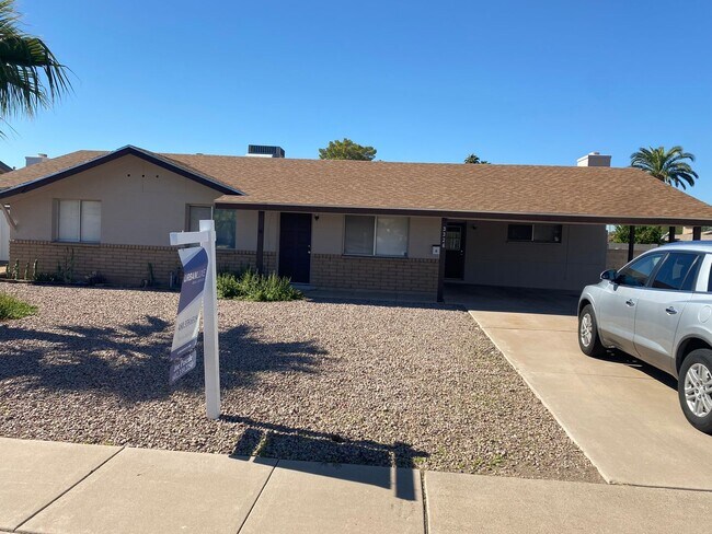 3326 S Country Club Way Tempe, AZ 85282