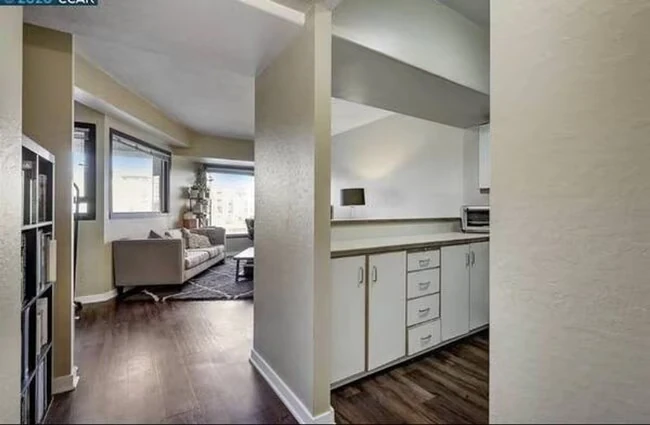 6363 Christie Ave Emeryville, CA 94608 photo 2