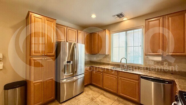 2942 N Evergreen St Buckeye, AZ 85396 photo 3