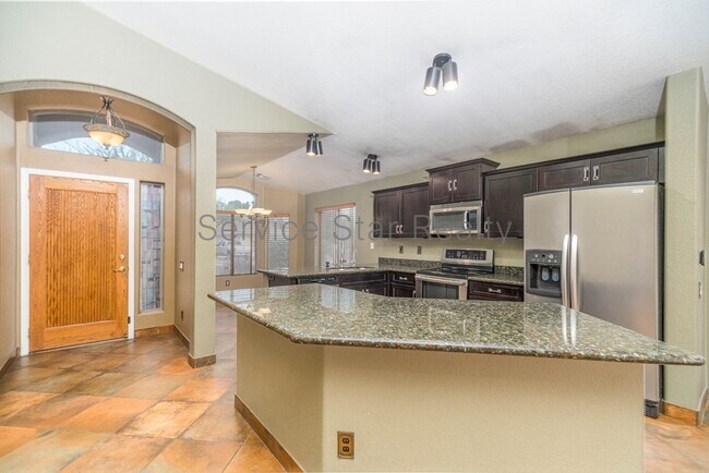 2428 N Malachite Mesa, AZ 85207 photo 4