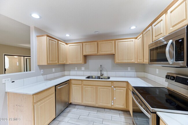 9555 E Raintree Dr Scottsdale, AZ 85260 photo 2